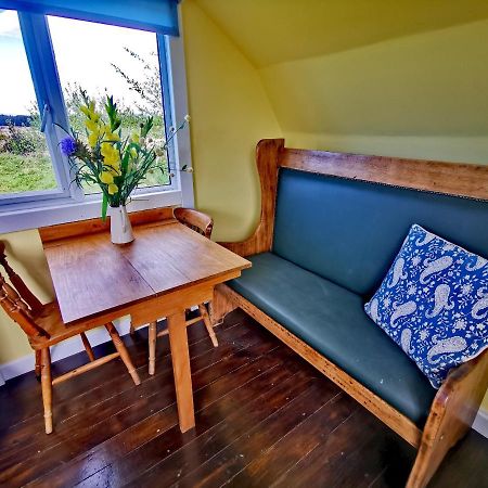 Bluebell Off-Grid Van Newton Stewart Bagian luar foto
